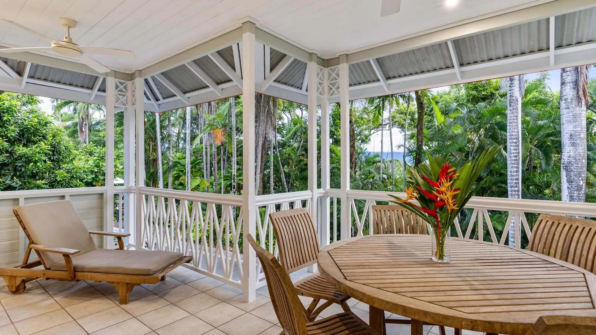 Villa 7 @ Latitude 16 Port Douglas 0*,  Australien